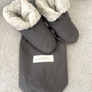 Fluffy slipper booties